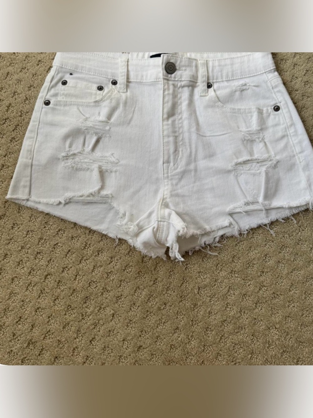 Aeropostale White Distressed Cutoff Denim Shorts size 6